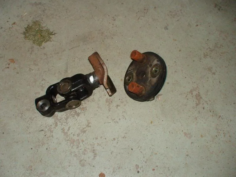 LCsteeringknuckle.webp