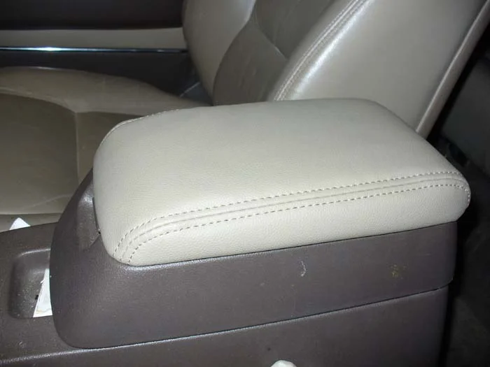 Leather door and console 006.webp
