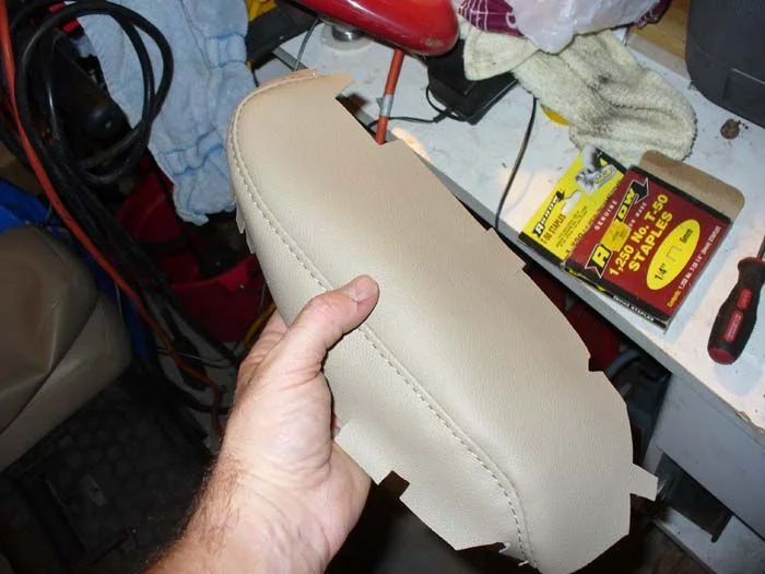 Leather Instal arm and Headrest 015.webp