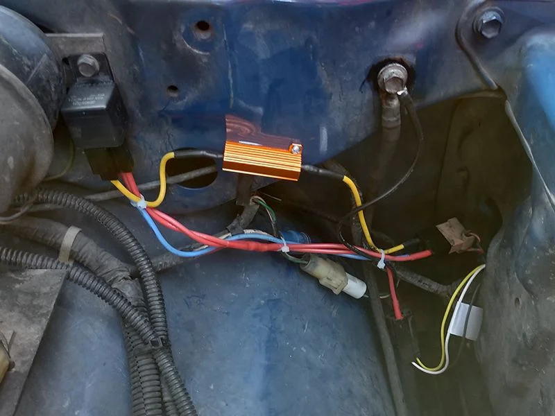 LED Headlight Wiring 04 - Right Side Low Installed.jpg
