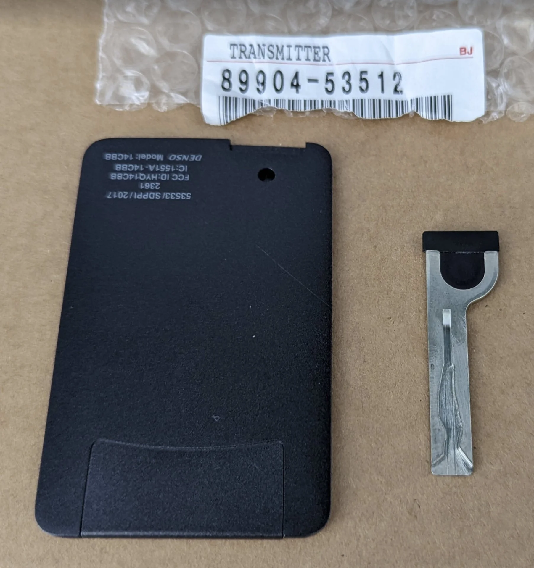 lexus blade key land cruiser 200.webp