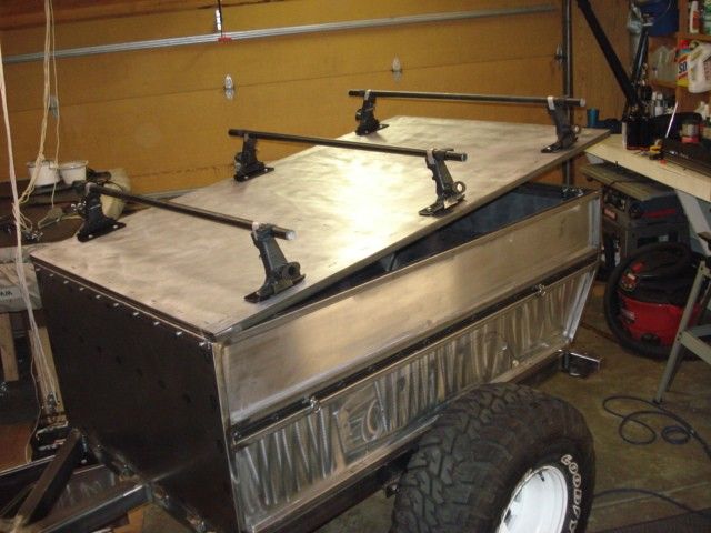 lid hinged1.JPG