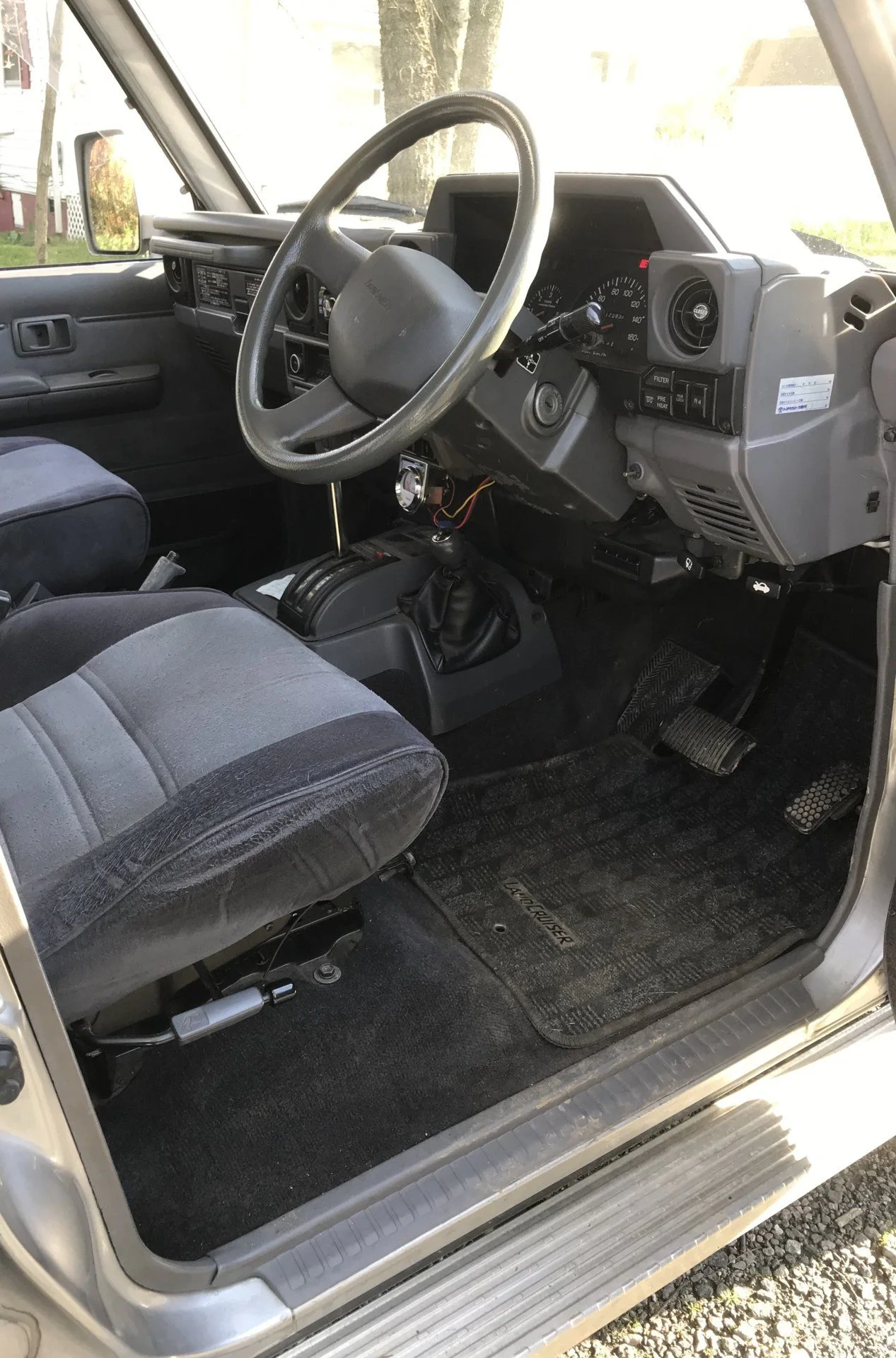 LJ78 Drivers Seat.jpg