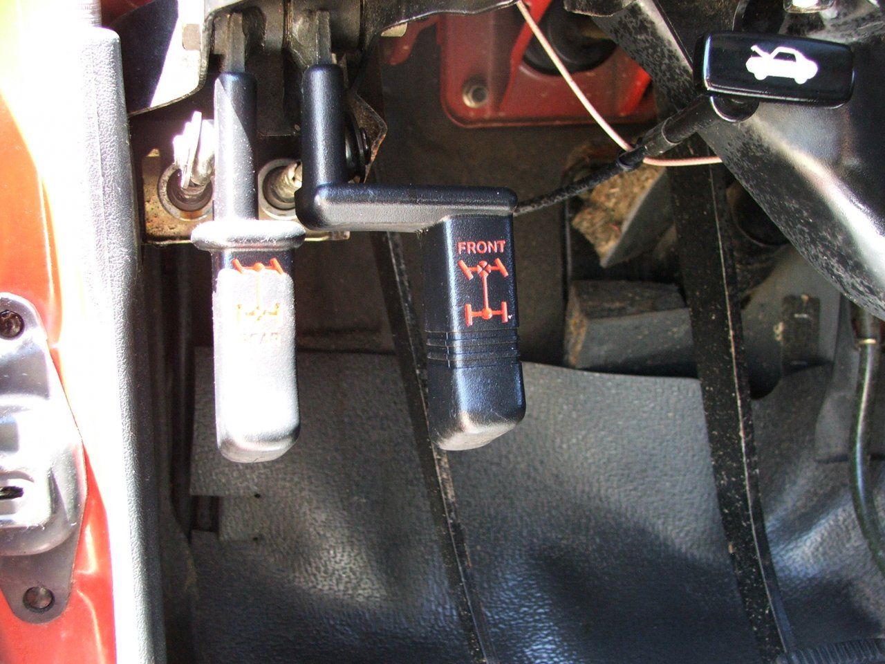 Locker Handles 3.jpg