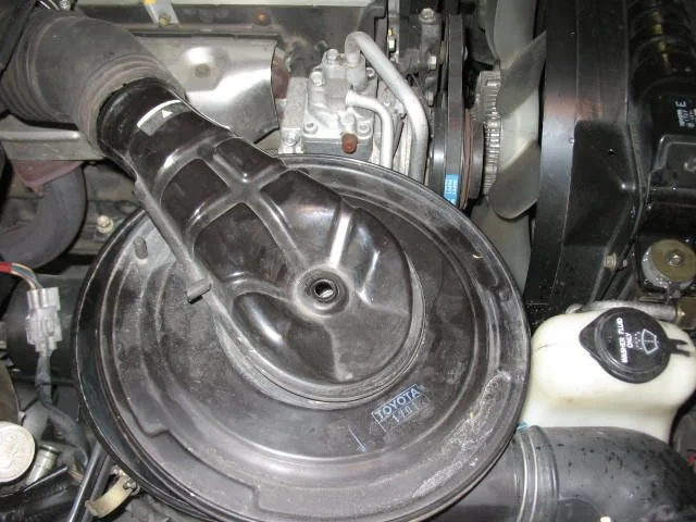 lower rad hose heater install HZJ77 001.webp