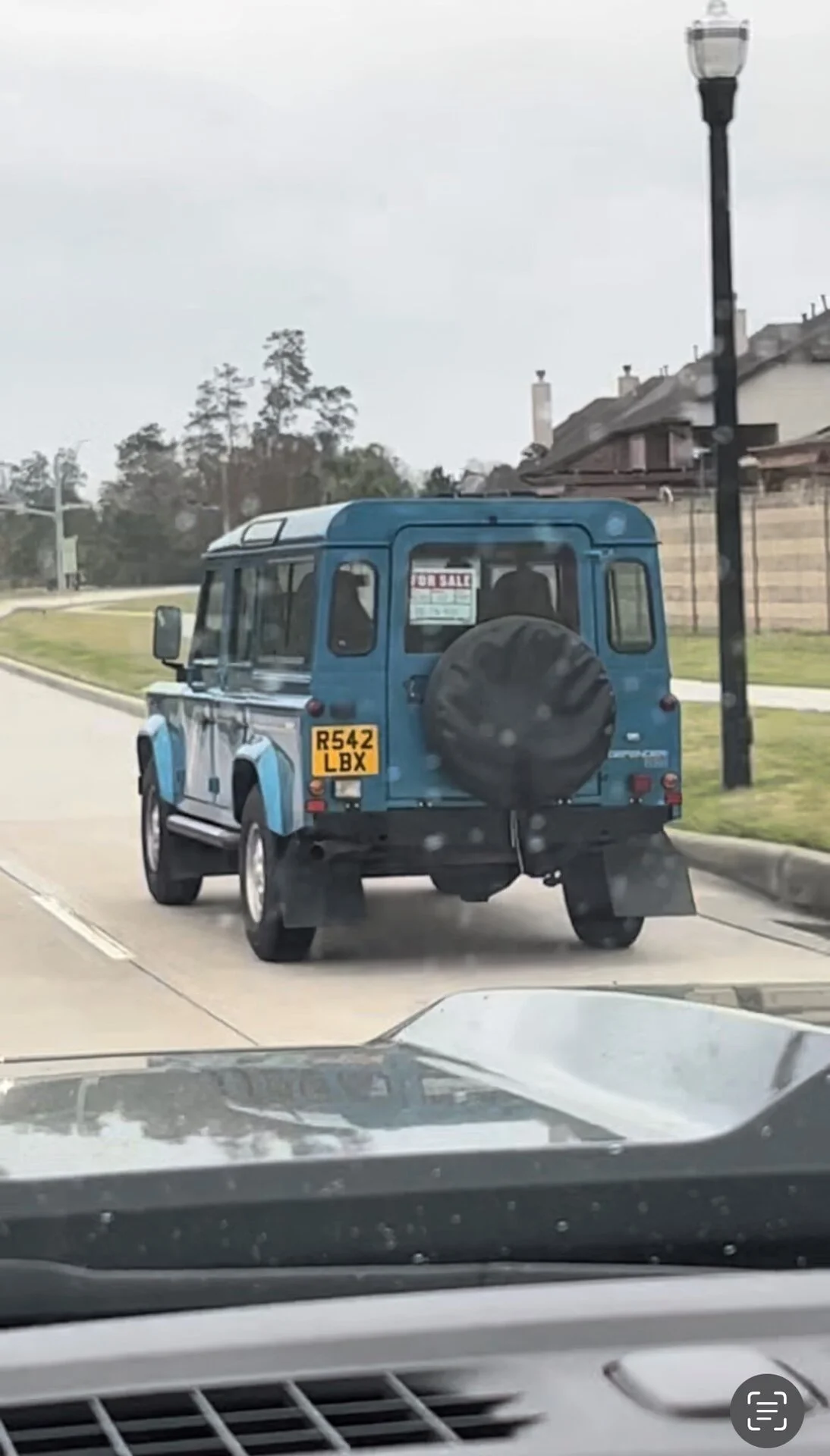 LR.jpg