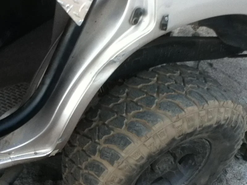 lrearfenderdent.webp
