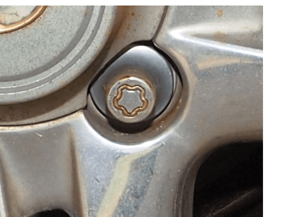 lug key.png