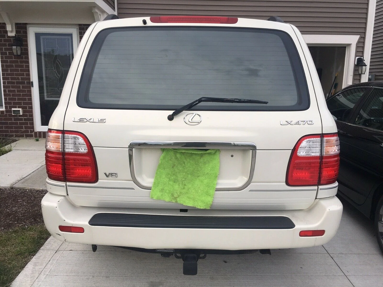 lx 470 3.webp