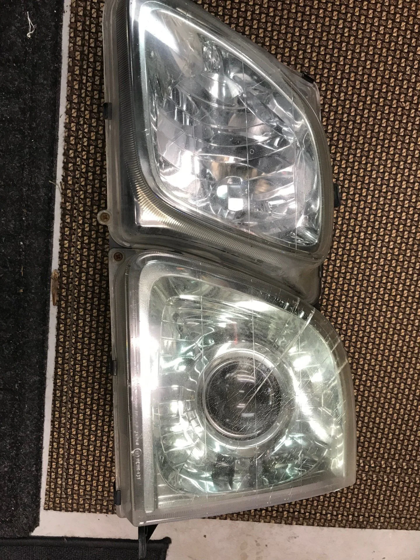 LX 470 lens.webp