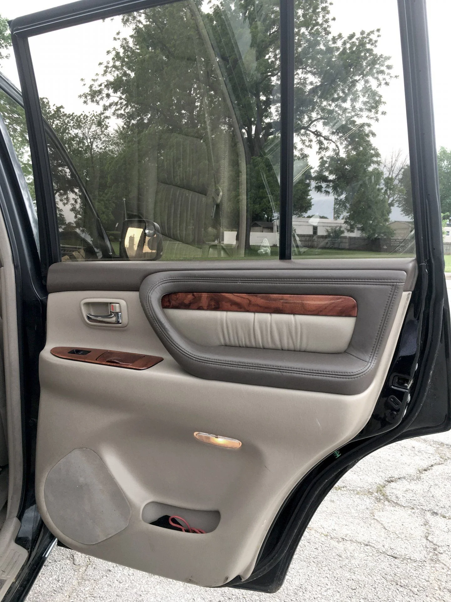 LX-Exterior-20.webp