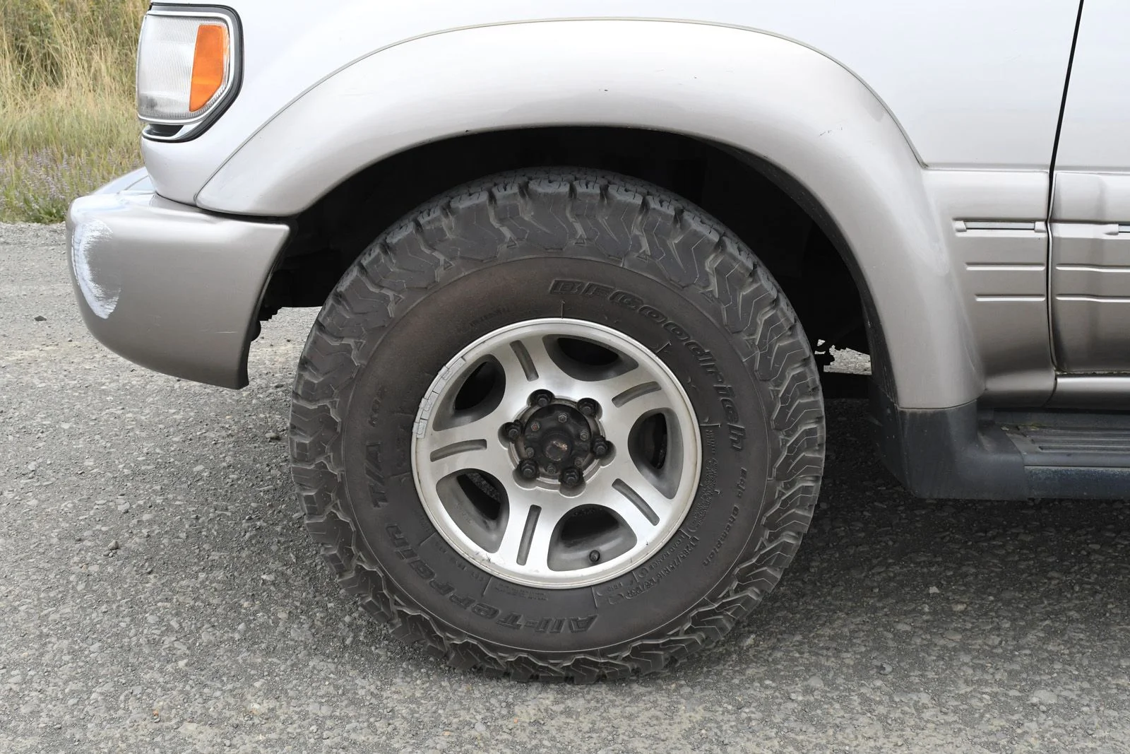 LX450 06.webp