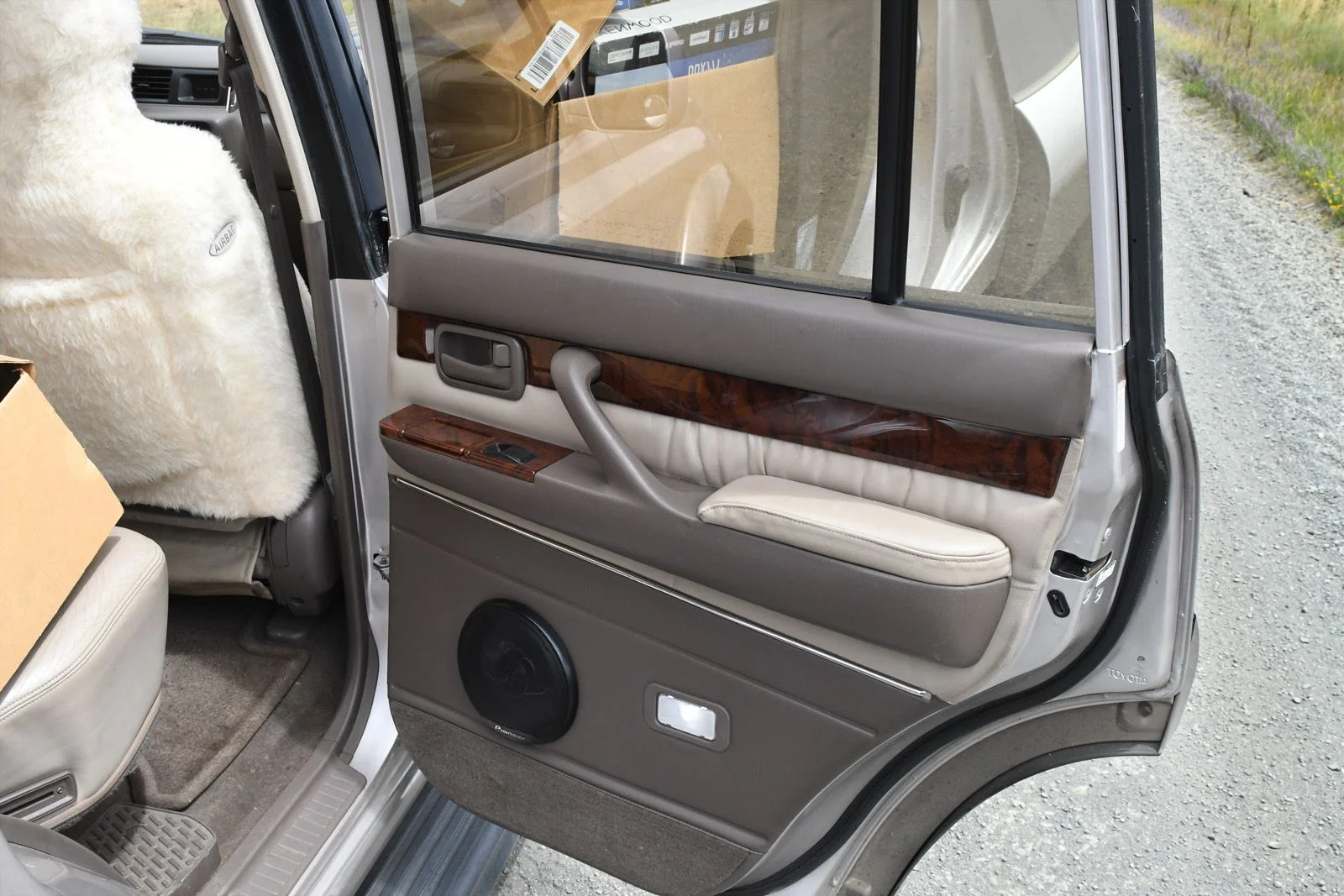 LX450 16.webp