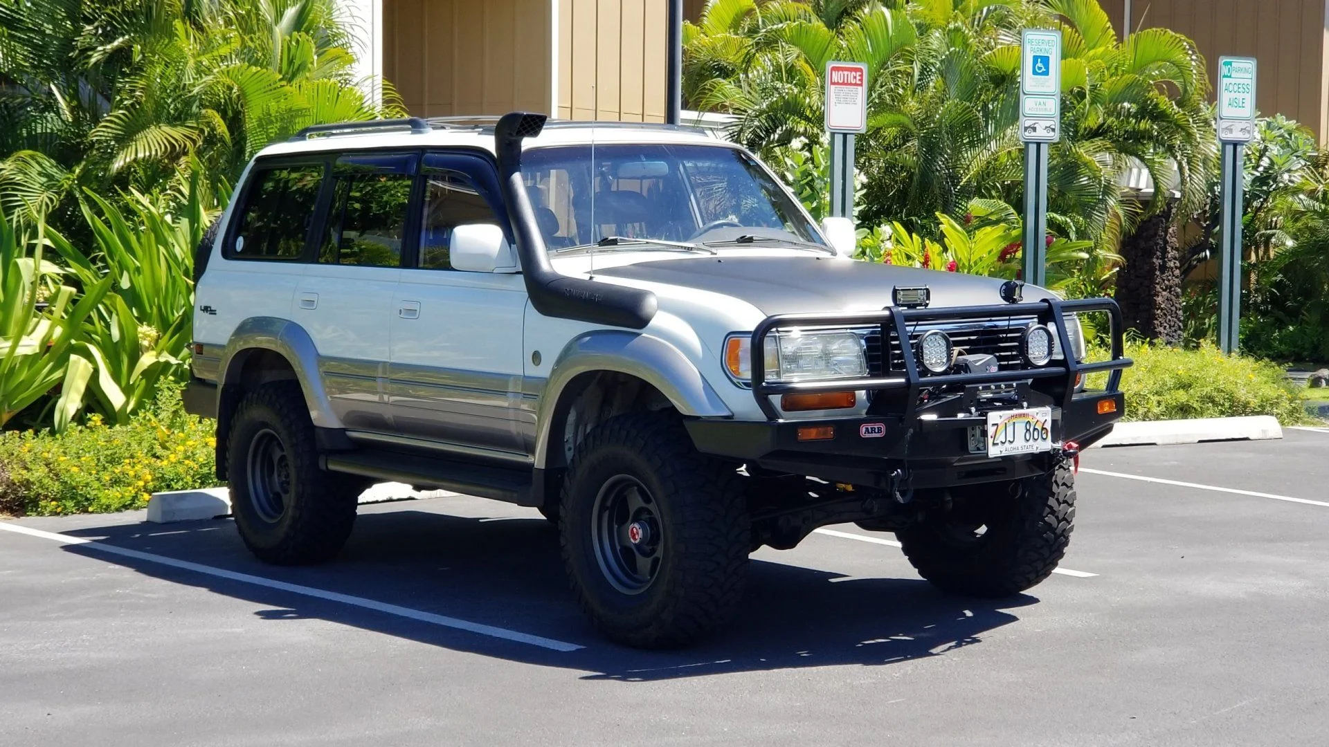 LX4503.webp