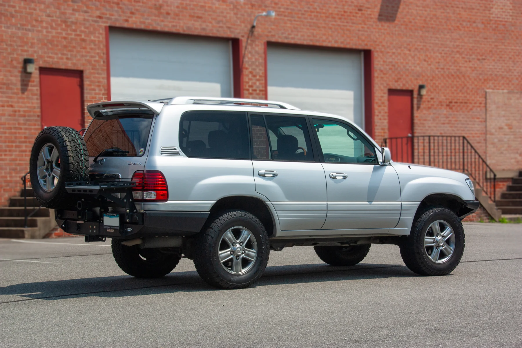 LX470-10.webp