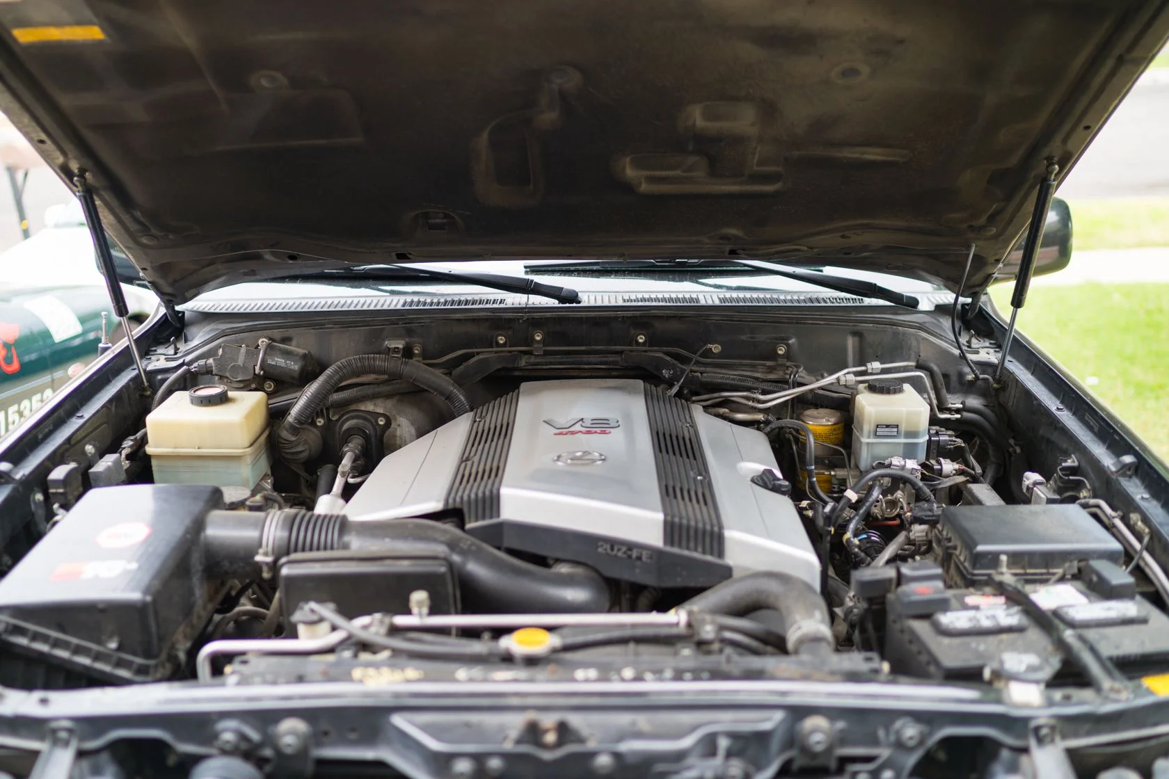 LX470 22.webp