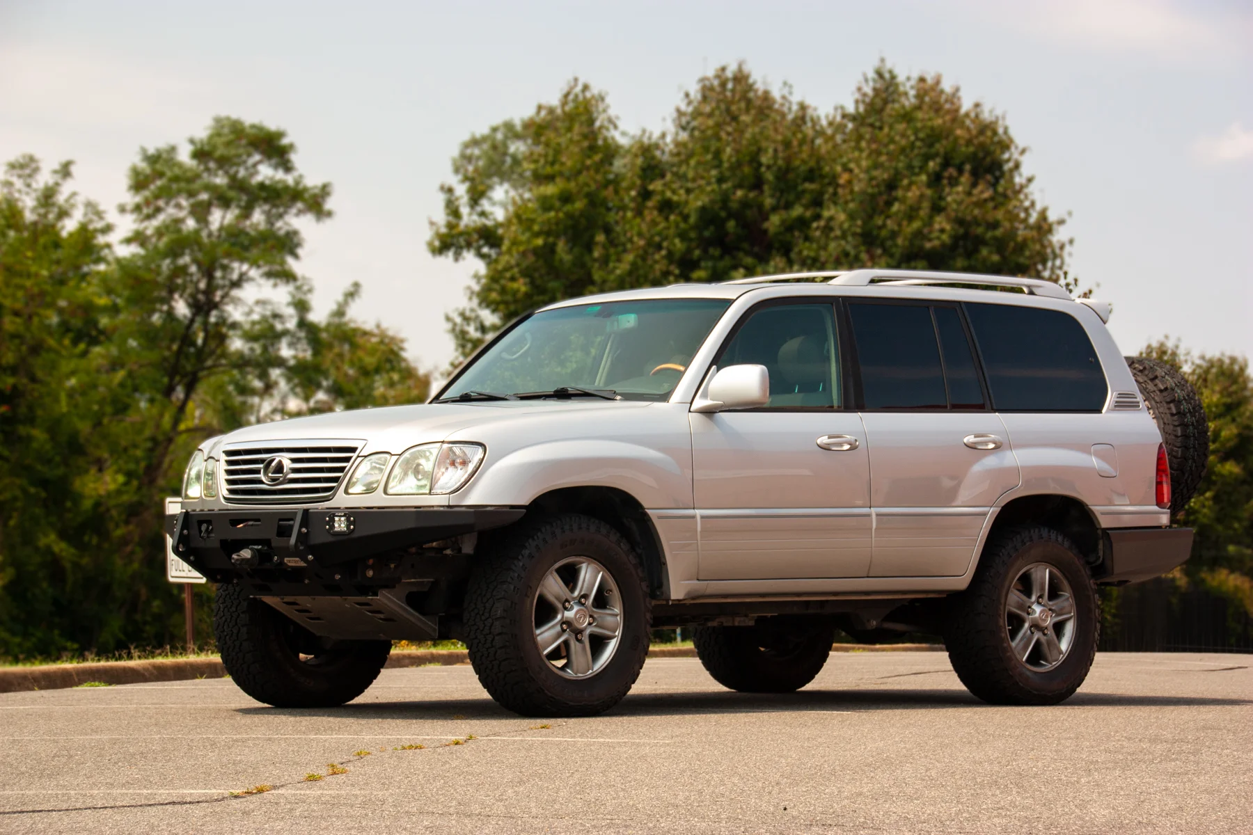 LX470-3.jpg