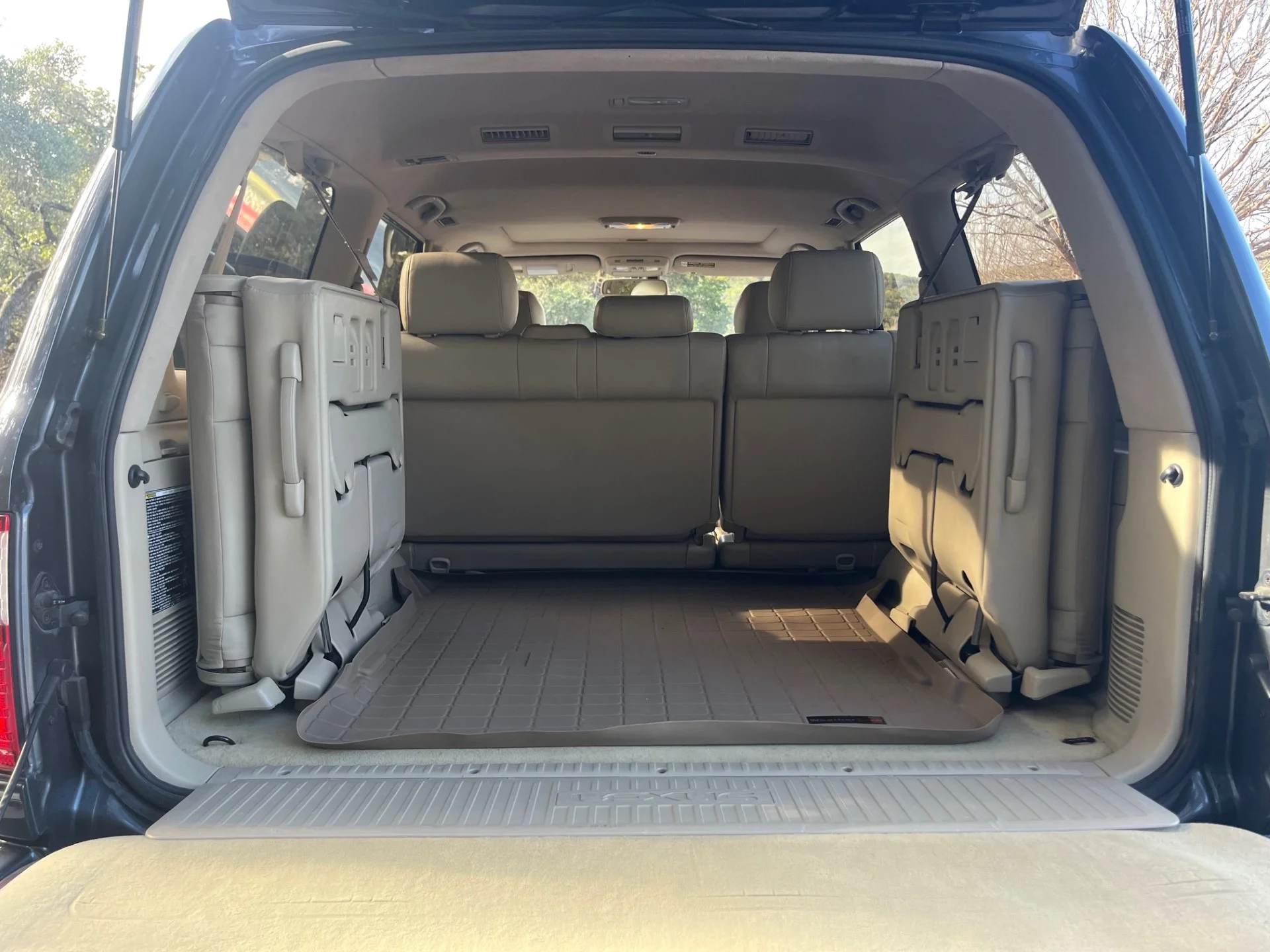LX470 3rd Row.webp