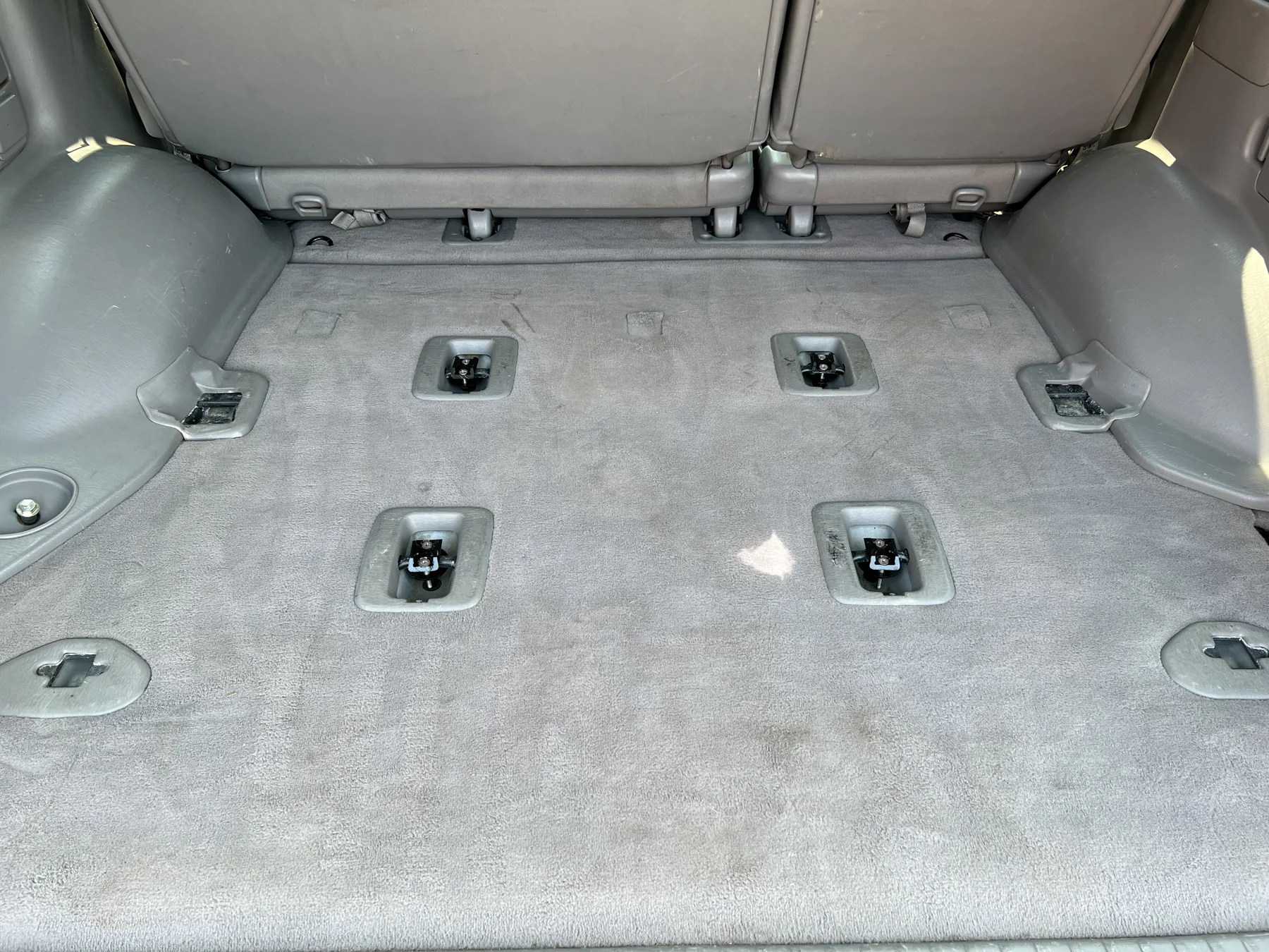 LX470-60.webp