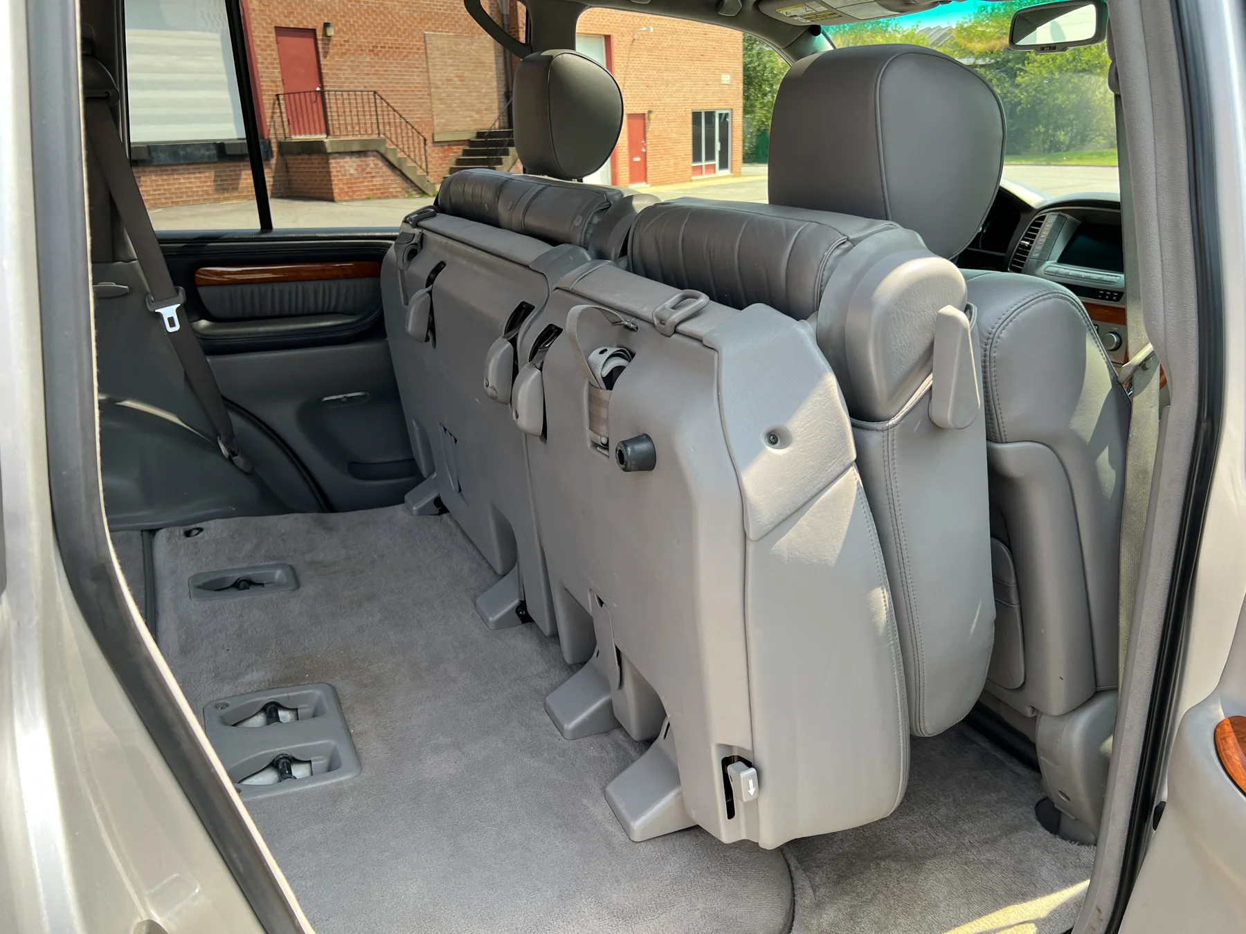 LX470-64.webp