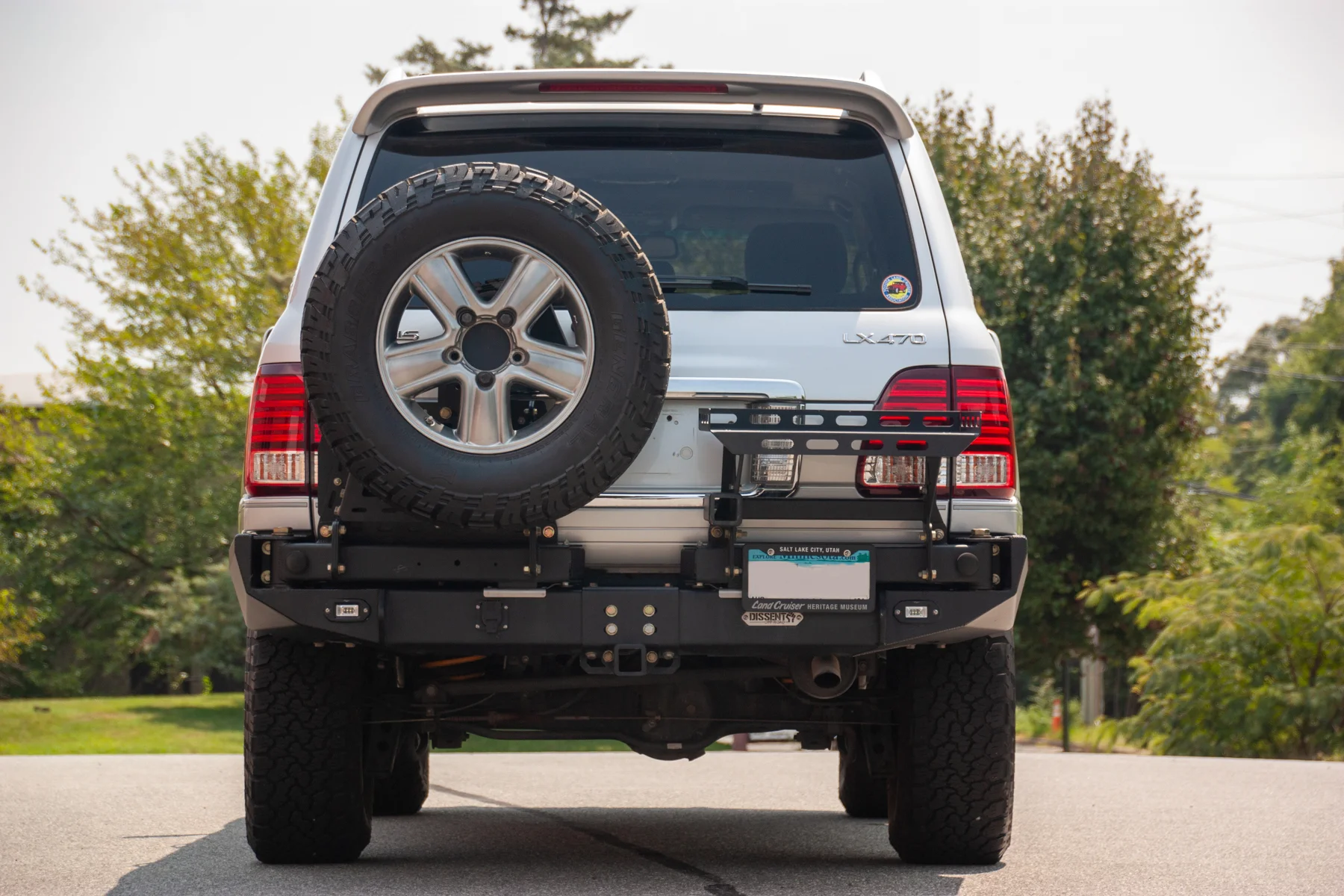 LX470-8.webp