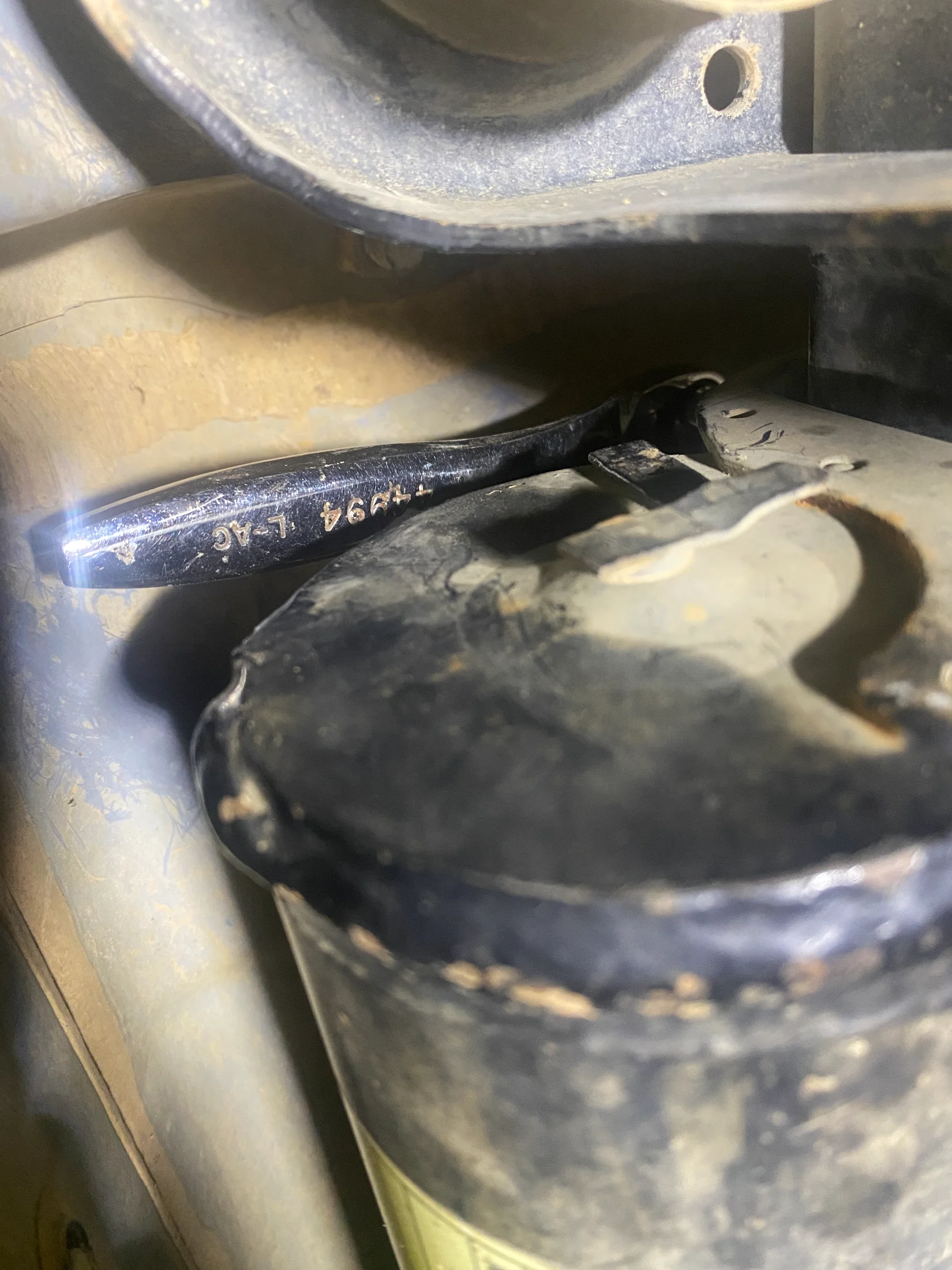 LX470 HCAccum removal.webp