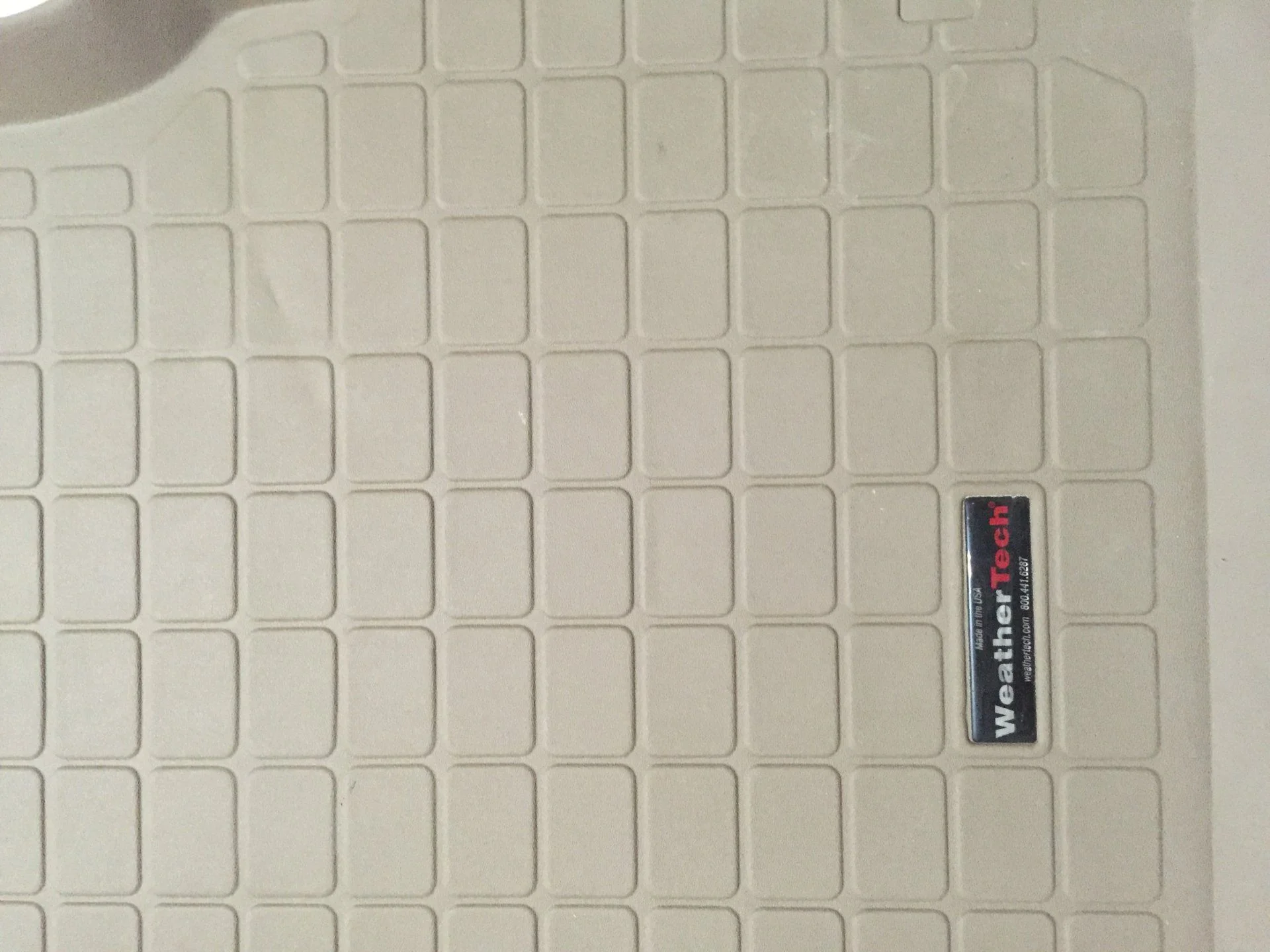 LX470 Mat 2.webp