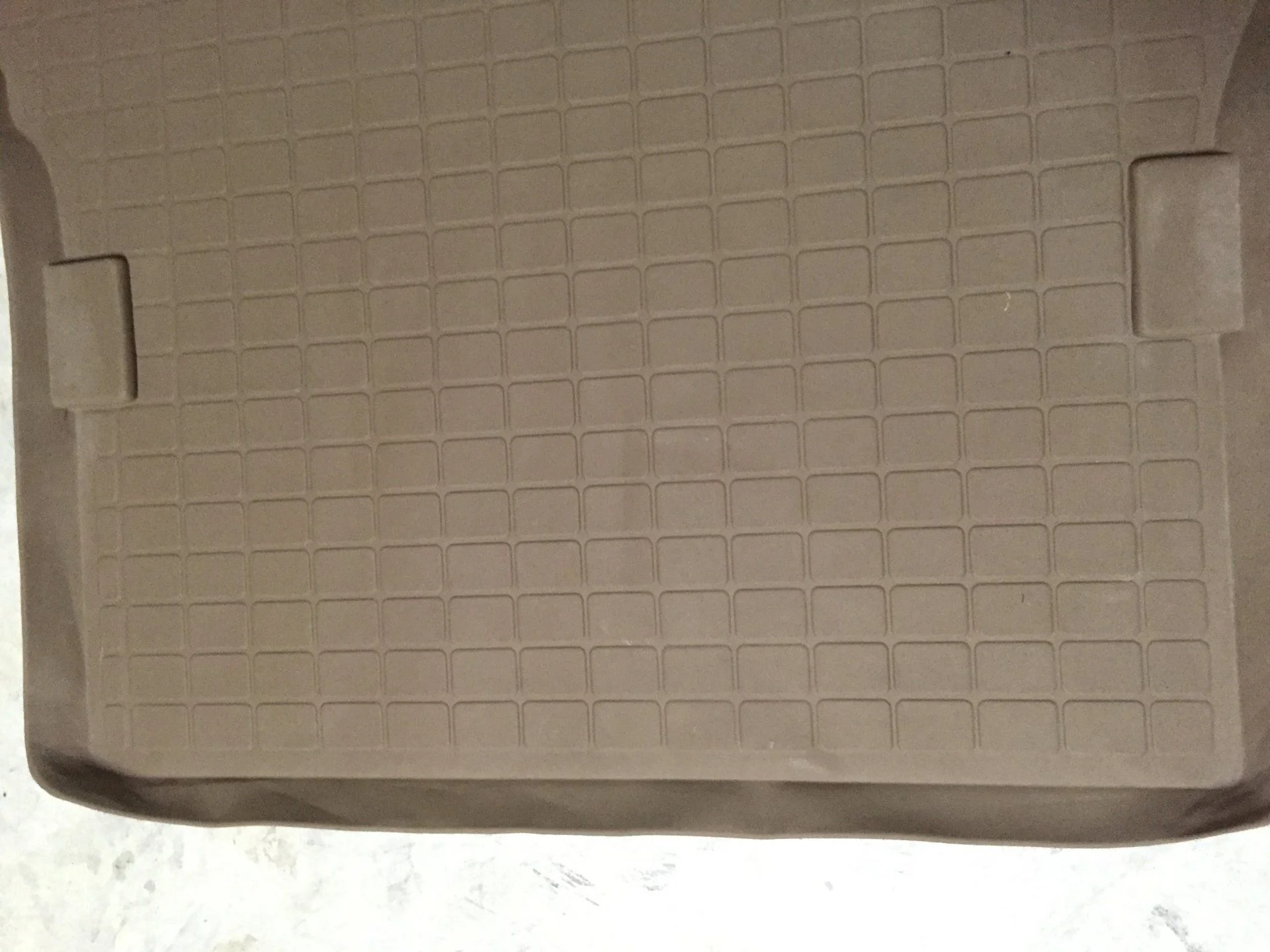 LX470 Mat 4.webp