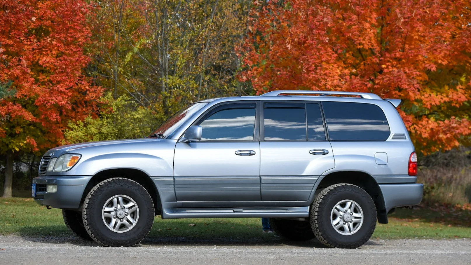 LX470.webp