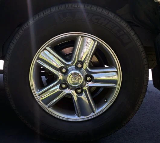 lx470 wheel.webp