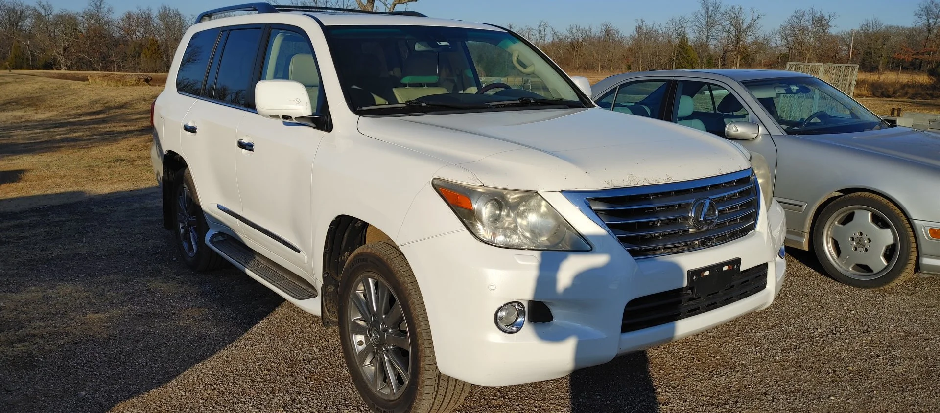 lx570.jpg