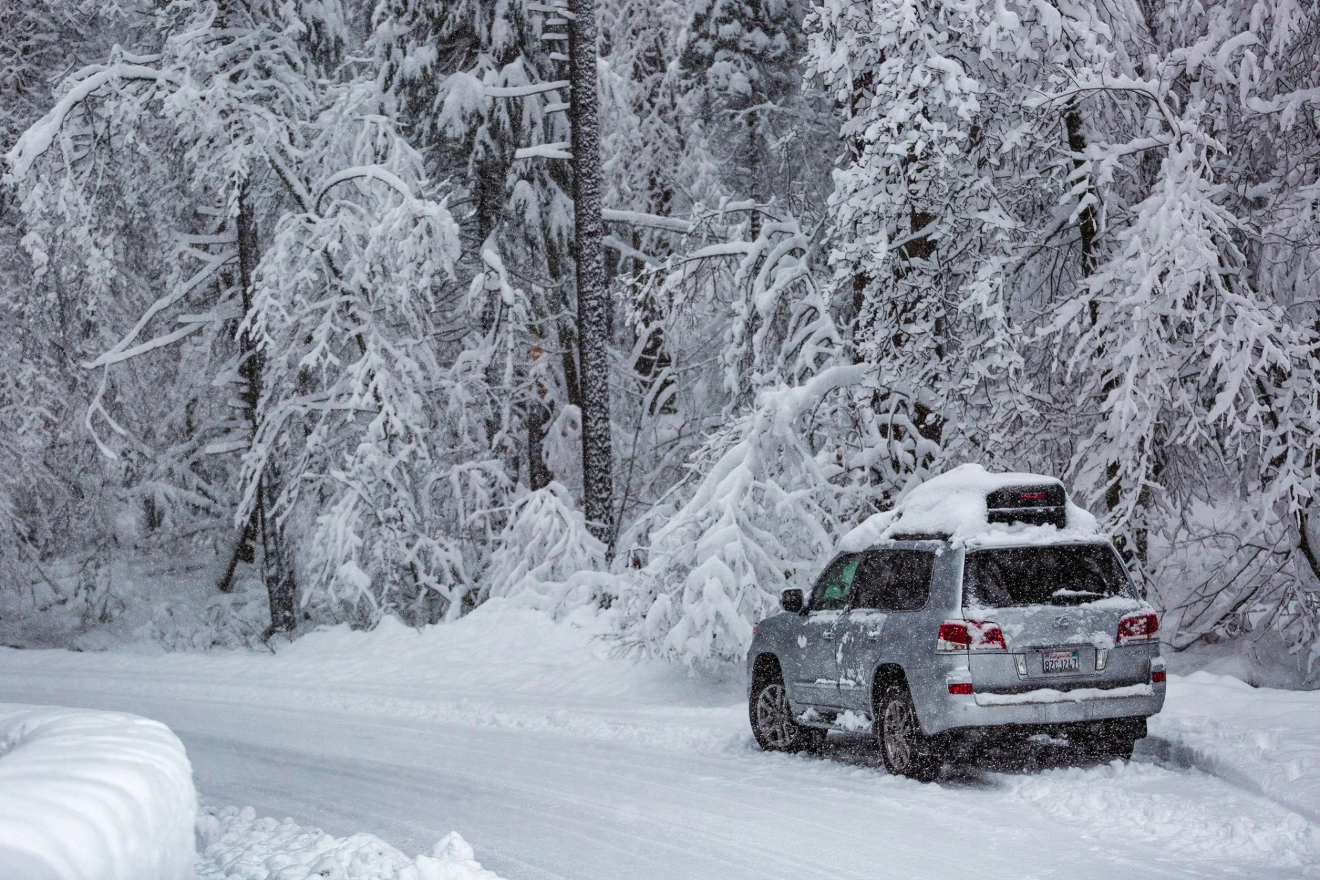 lx570-yosemite-2021.webp