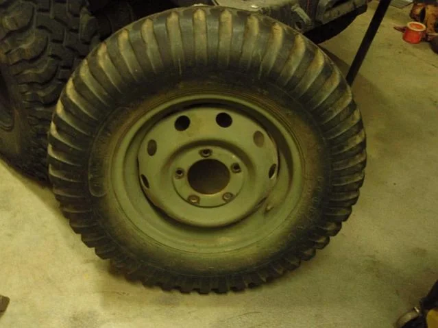 m-416 tire 001.webp