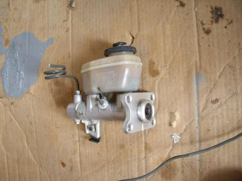 master cylinder 2.webp