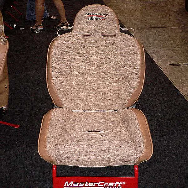 MCchairFJ60.webp
