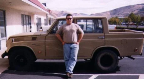 meandtoyhummer.webp