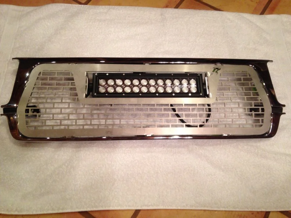 MetricTLc.com 80-Series Grille LED light bar (6).webp