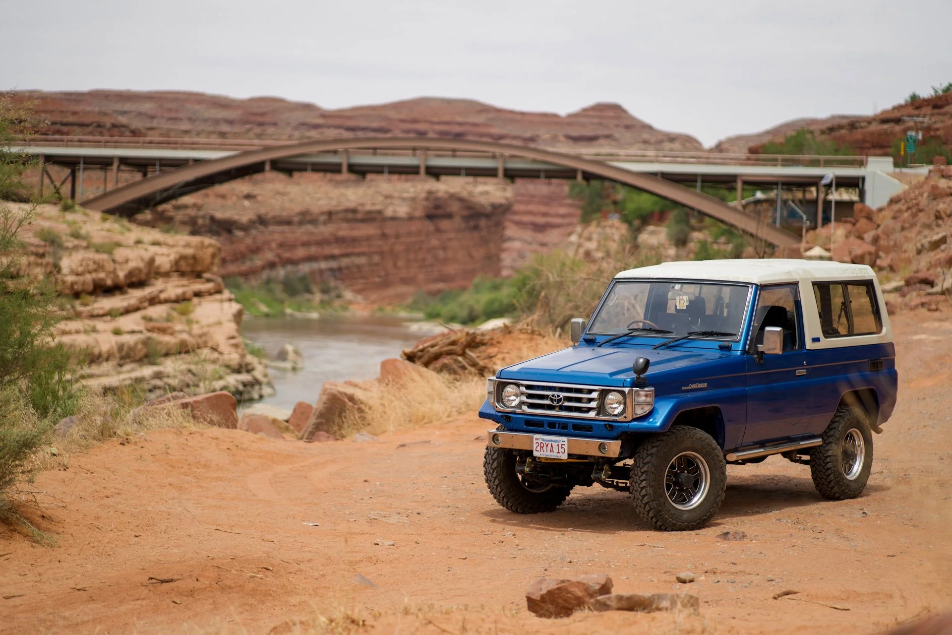 mexican_hat_river-2.webp