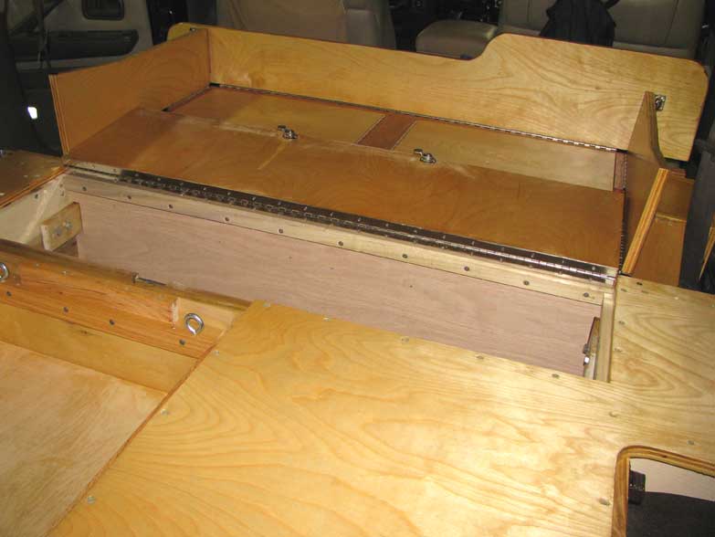 MidLocker6.jpg