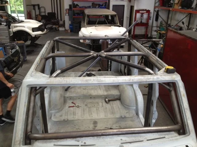 Mock up May 2013 cage crossbars top view.webp