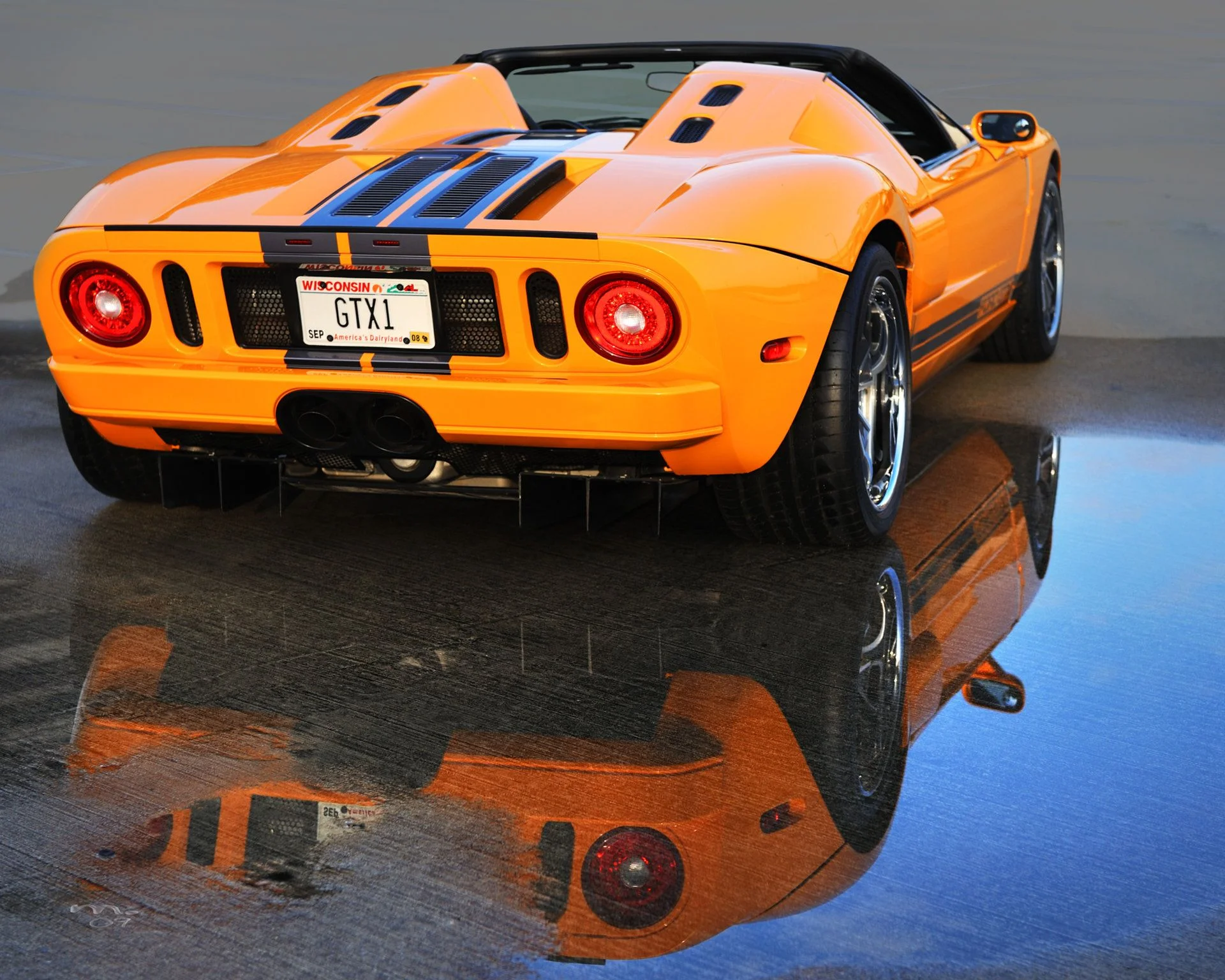 msp_MarcStPierre-Copyright2009_GTX1-Prototype_09-06102sm.webp