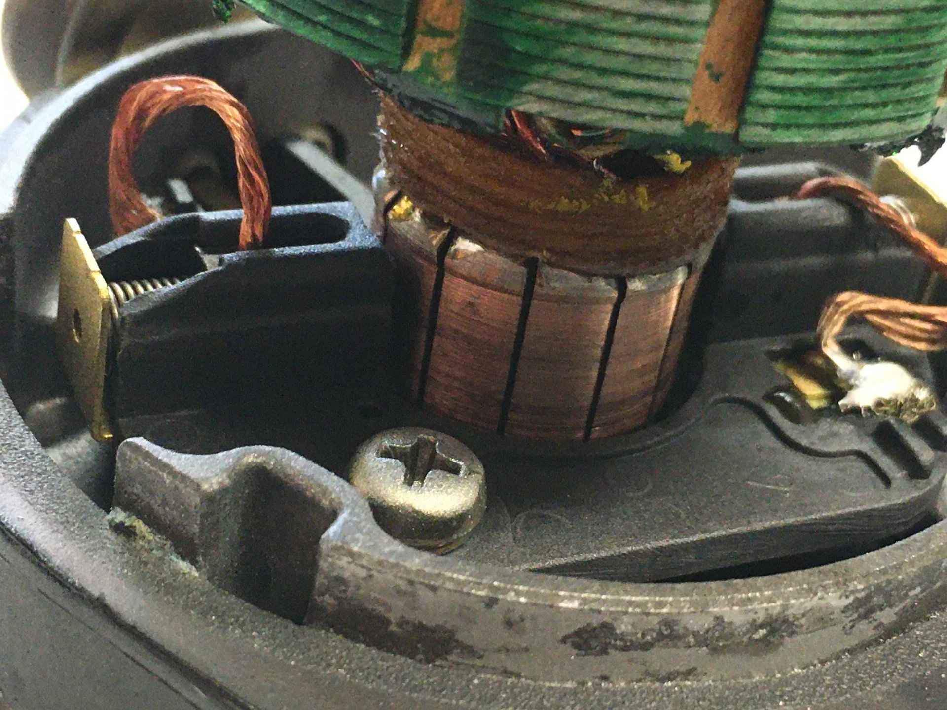 New commutator and brushes.webp