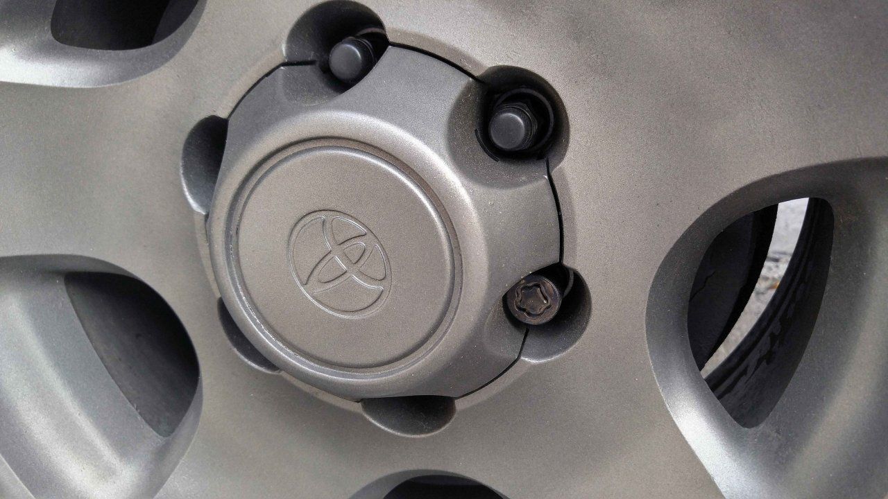 Quality Lug Nuts (Standard and Locking 