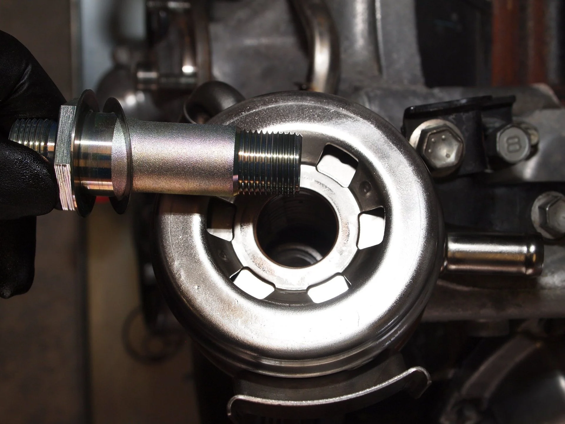 Oil cooler, filter bracket & hose (5).webp