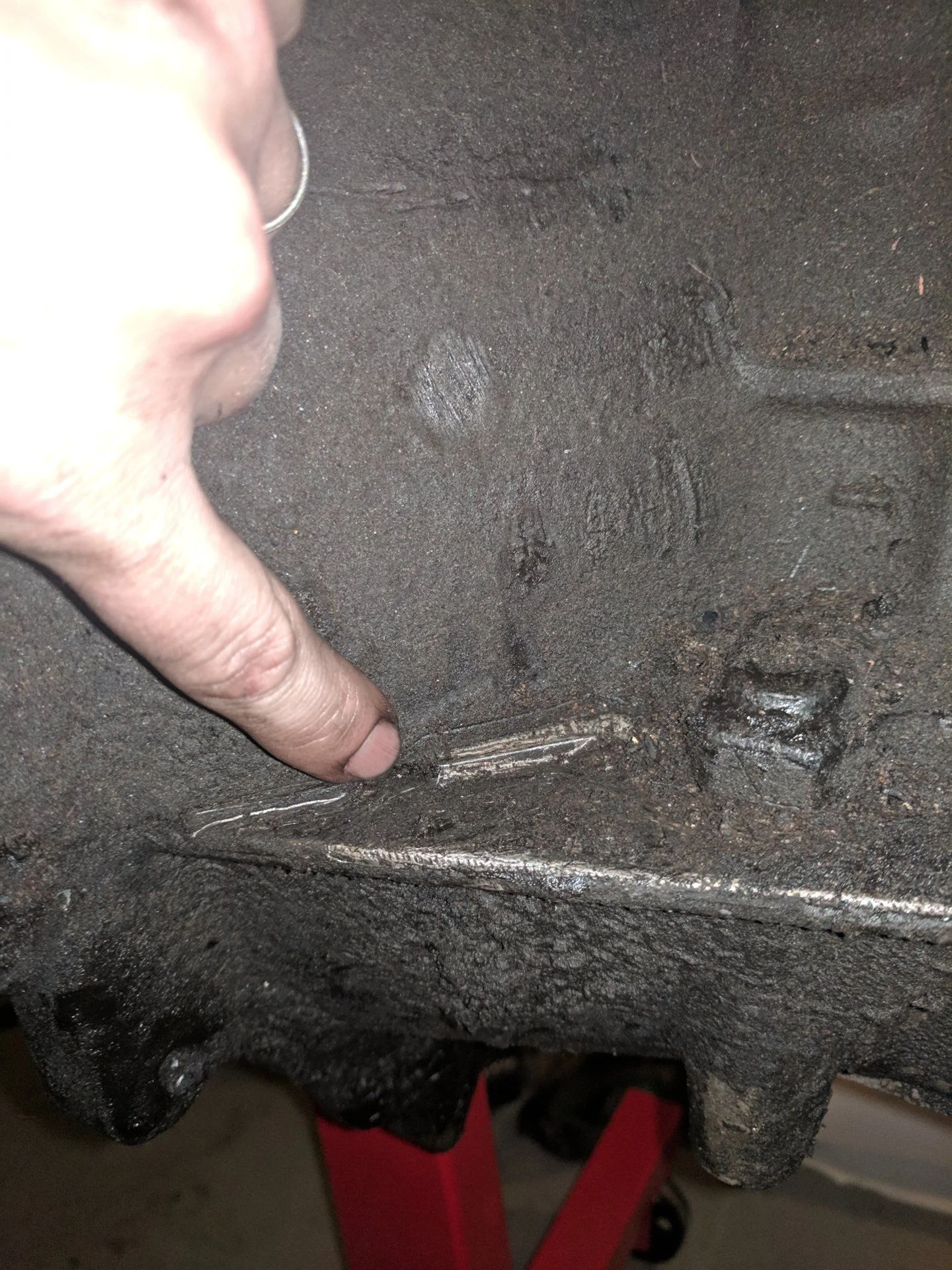 oil pan 1 screwdiver placement.webp