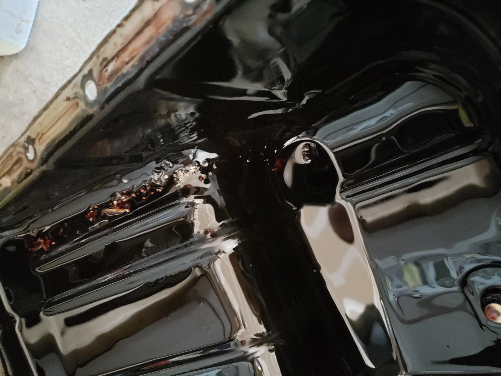 oil pan.webp