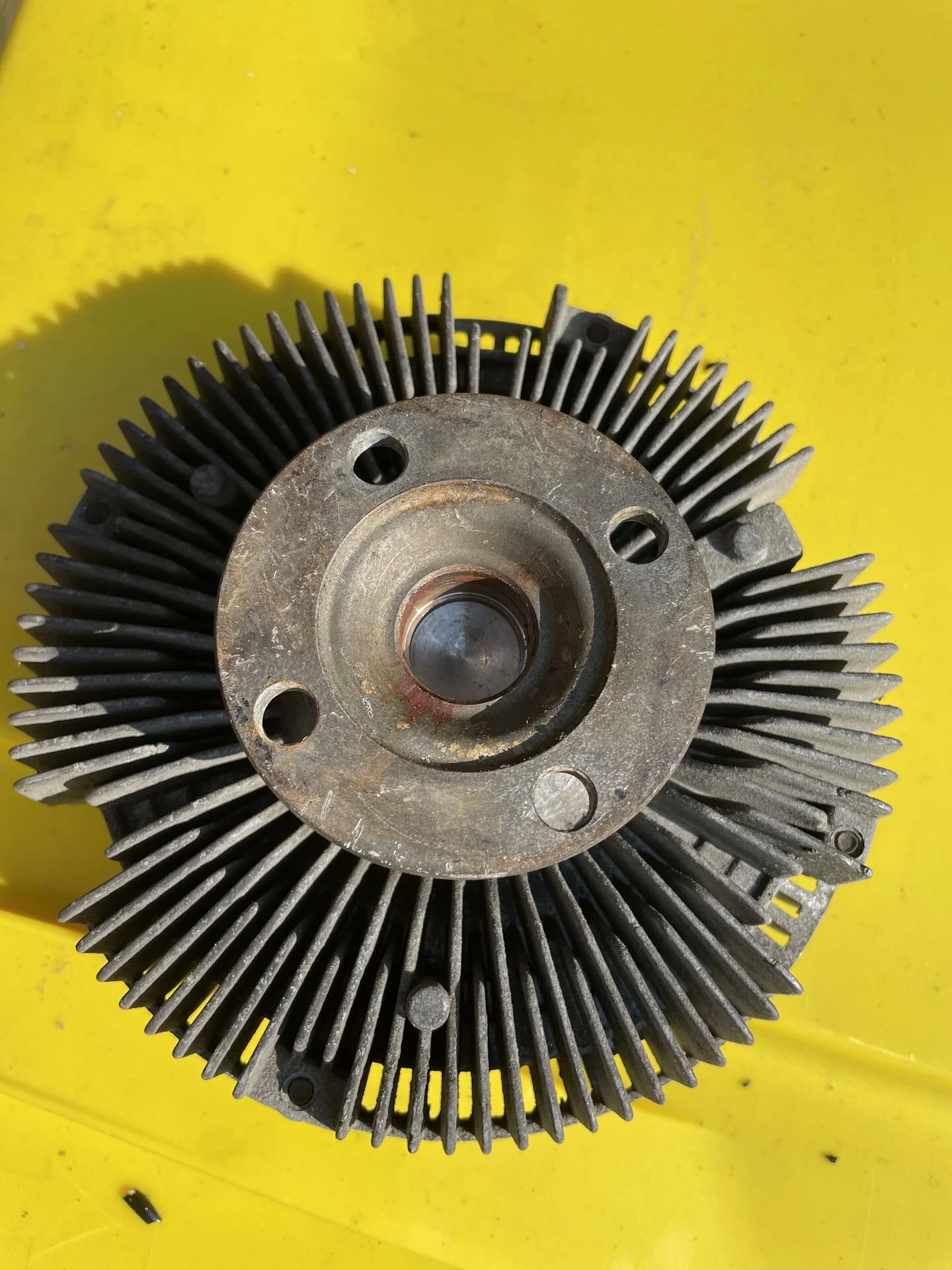 old fan clutch 3.webp