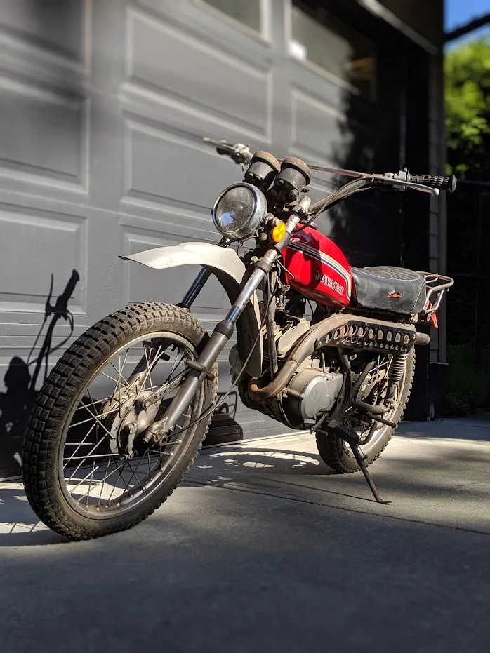 Old school seventies Kawasaki dual sport.jpg