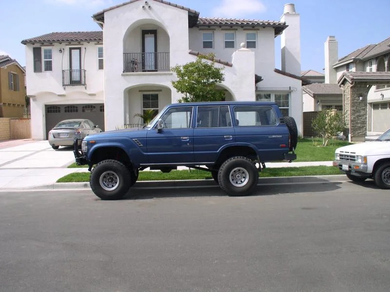 1988 FJ62  Offered at $11,500