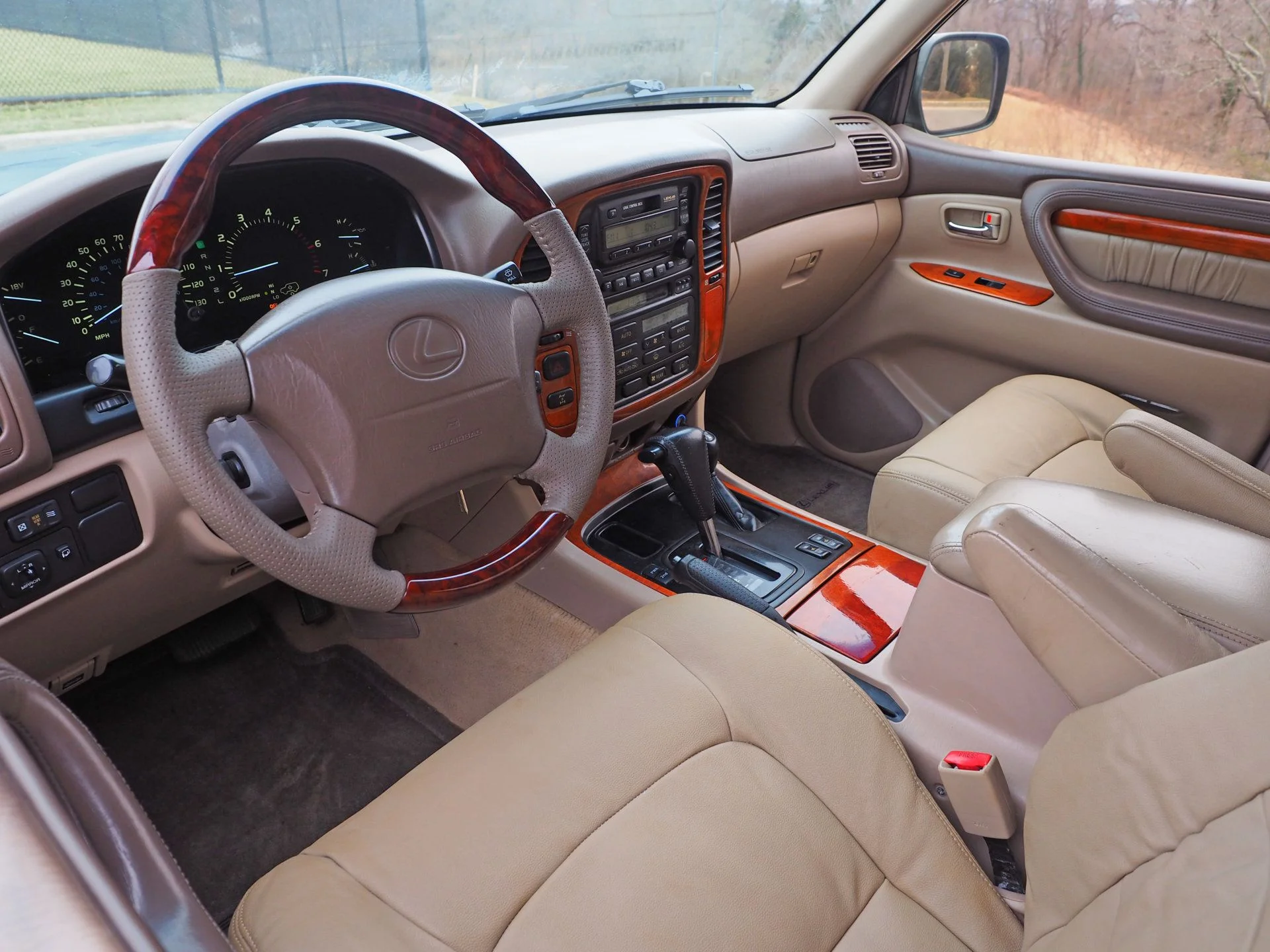 Maryland: 1998 Lexus Lx470 $8,999